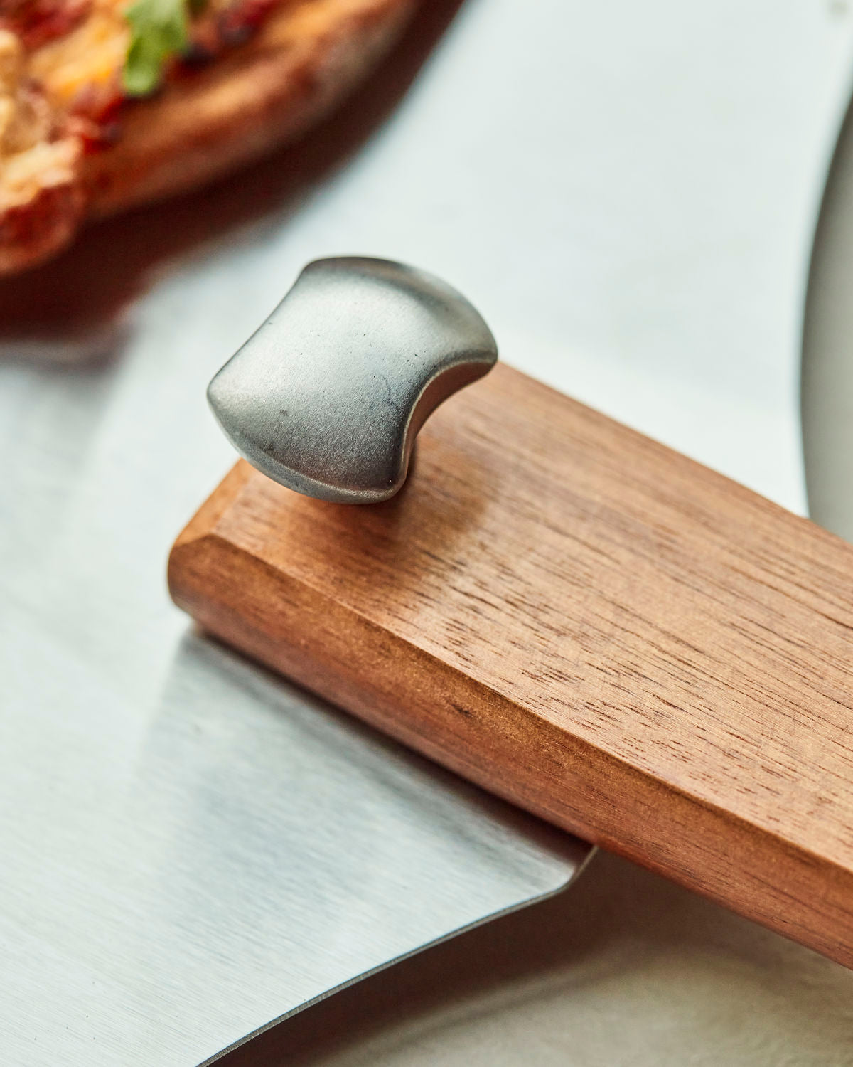 Pizzaschaufel, Natur