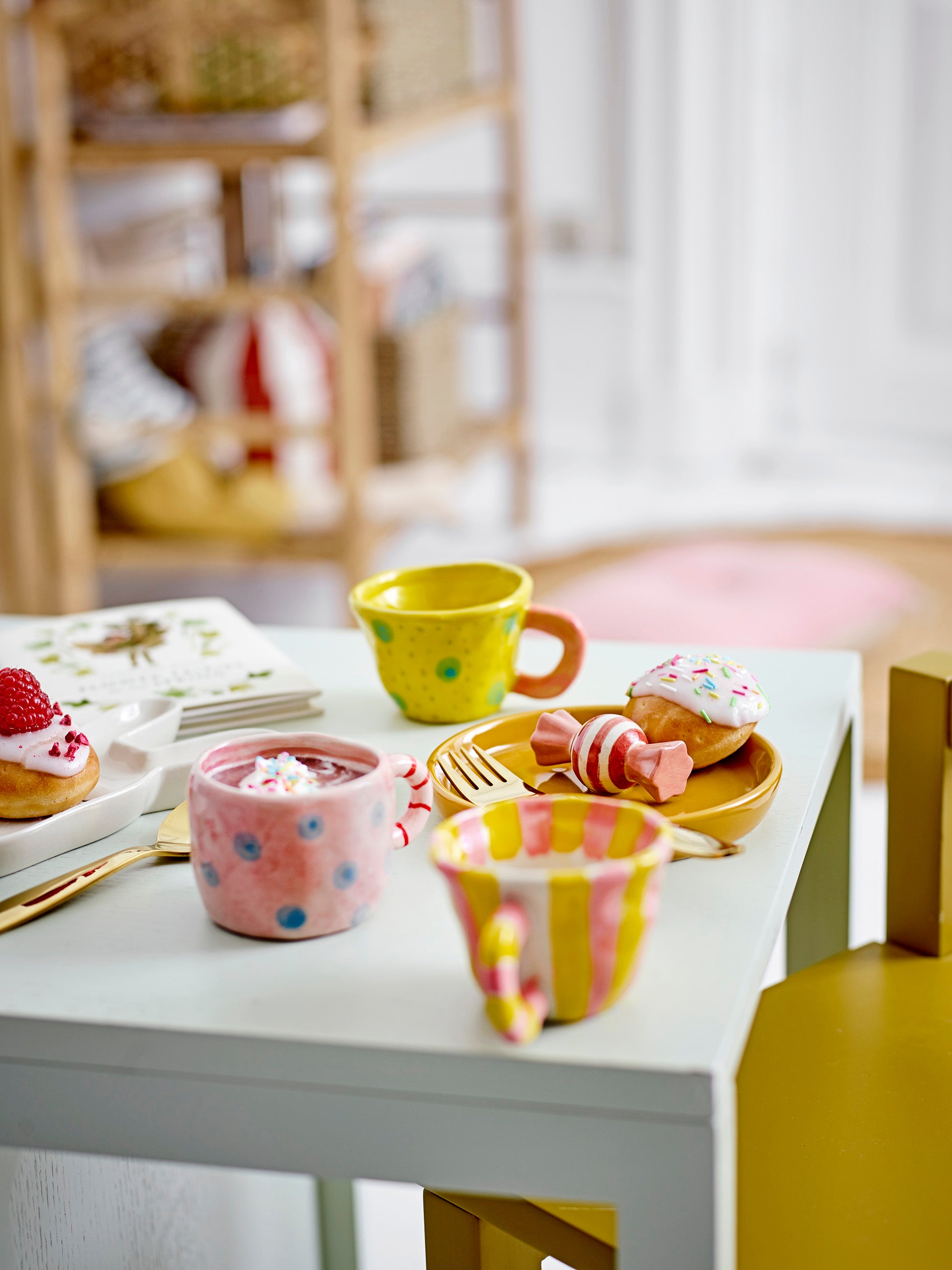 Tasse mit Streifen