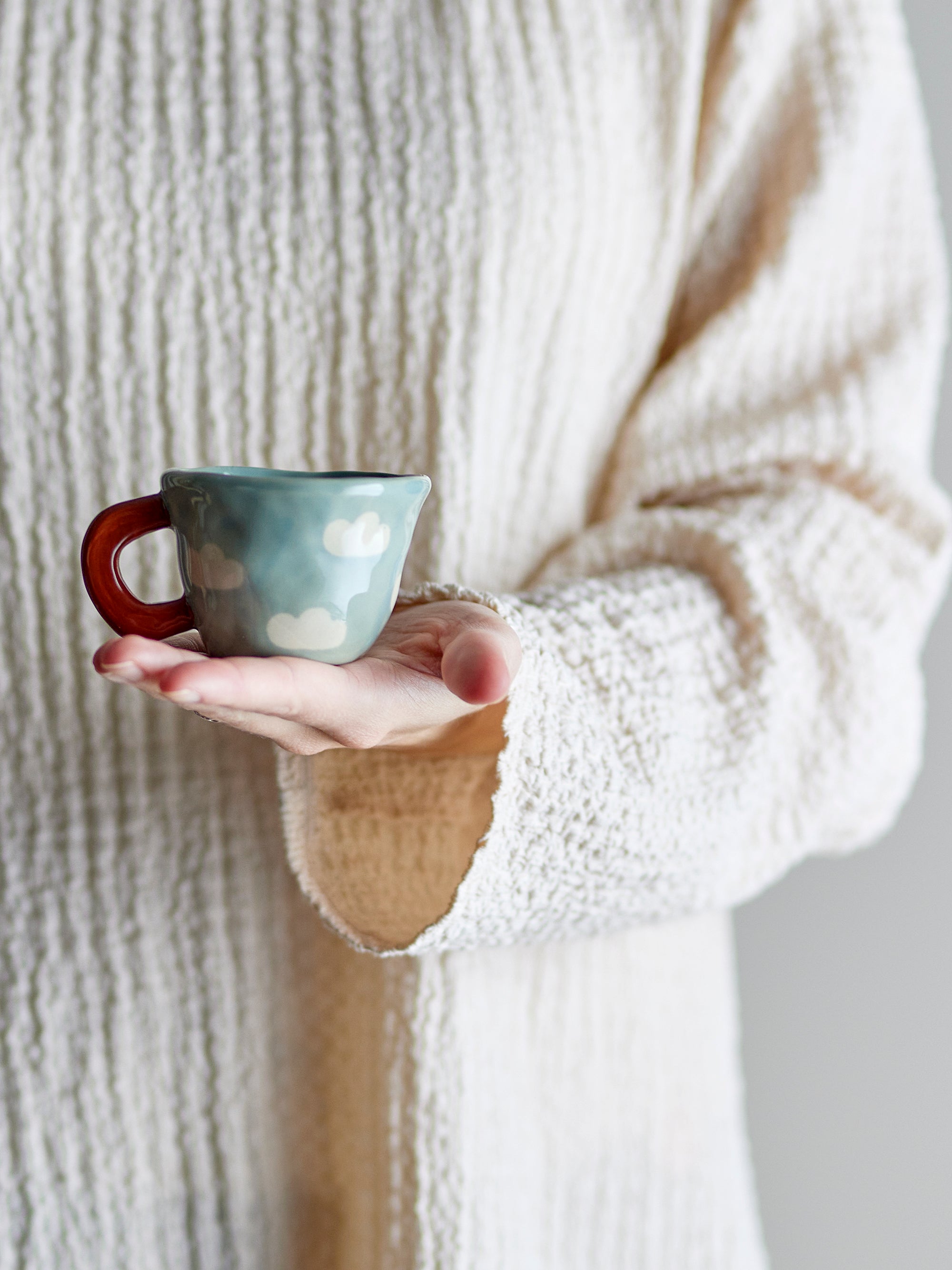 Tasse mit Wolken