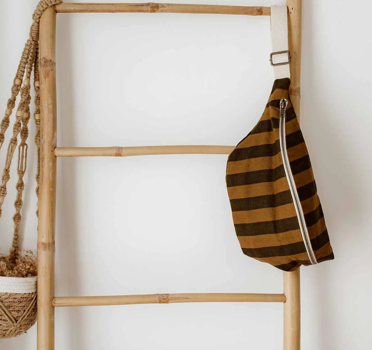 Bauchtasche I Oliv Streifen